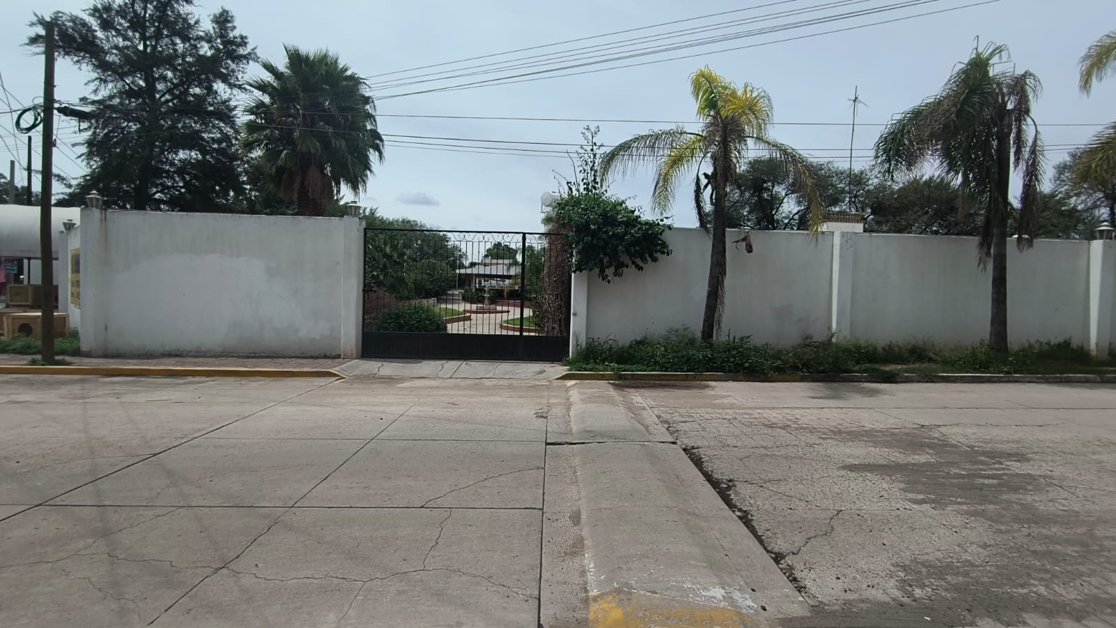 464JCTTVJ EXCELENTE OPORTUNIDAD DE INVERSIÓN A PIE DE AVENIDA PASEO DE LOS CHICAHUALES, CON ESTA GRAN PROPIEDAD EN VENTA IDEAL PARA DESARROLLADORES AL NORTE DE AGUASCALIENTES.