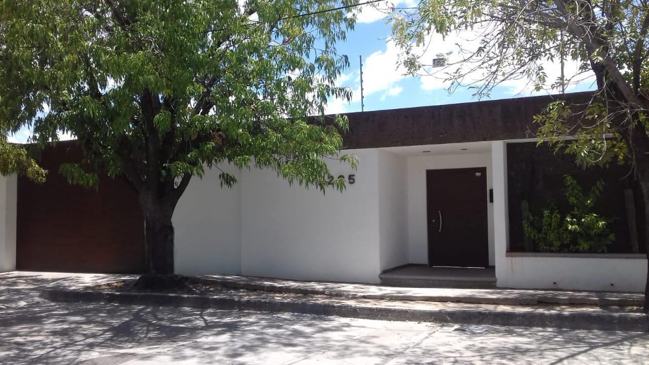 491JCTCVC AMPLIA RESIDENCIA DE UNA PLANTA EN VENTA EN CANTERAS DE SAN JAVIER AL PONIENTE DE AGUASCALIENTES