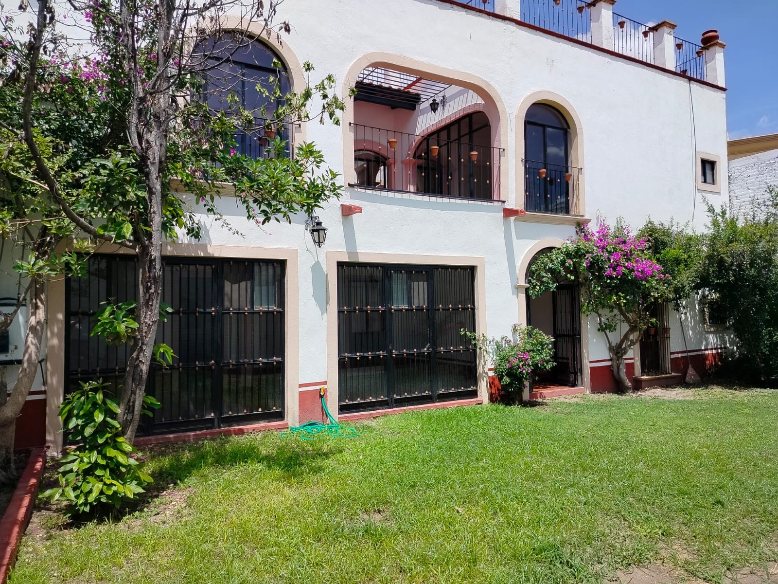 484JCTCVC BONITA CASA EN VENTA EN CANTERAS DE SAN JOSÉ, AGUASCALIENTES.