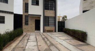 595JCTCVH CASA EN VENTA EN HACIENDA DEL COBANO, AGUASCALIENTES.