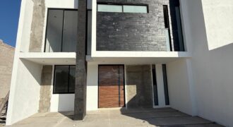 591JCTCPP CASA EN VENTA FRENTE A ÁREA COMÚN, AL PONIENTE DE LA CIUDAD DE AGUASCALIENTES.