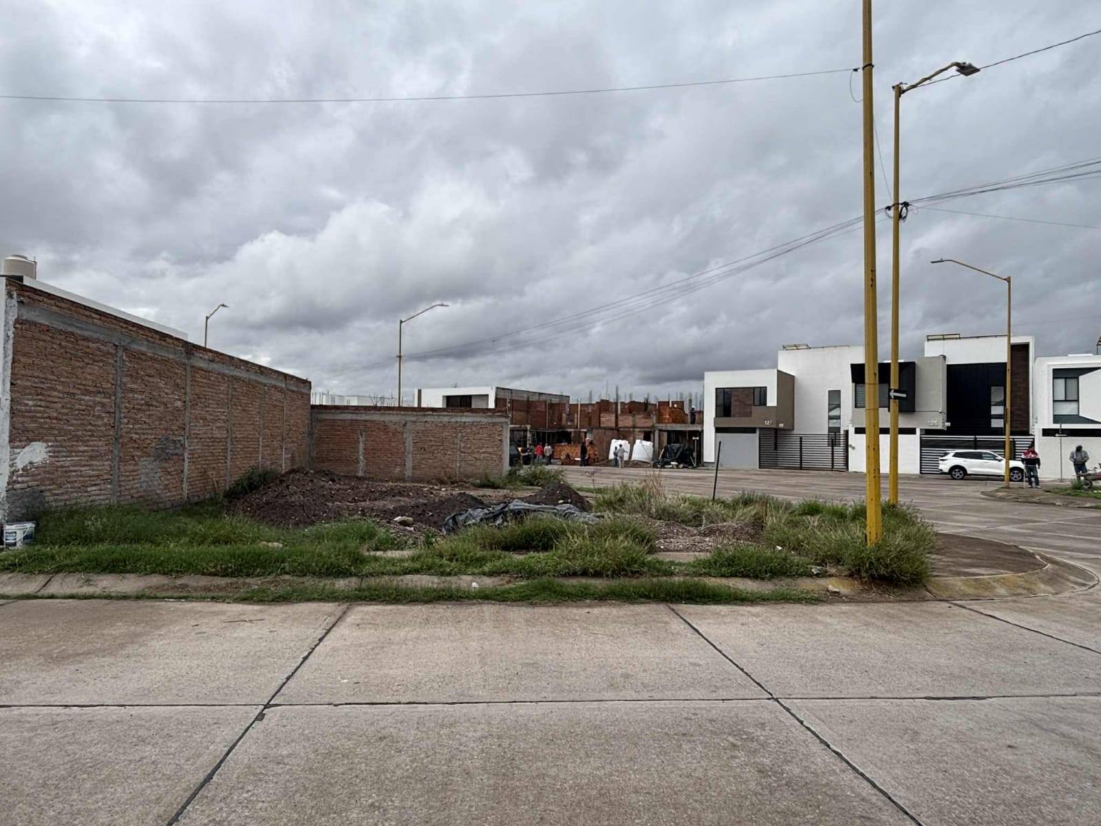 655JCTTVV CONSTRUYE TU HOGAR EN LA MEJOR ZONA, AL PONIENTE DE LA CIUDAD, TERRENO EN VENTA EN VILLAS DE LA CANTERA.