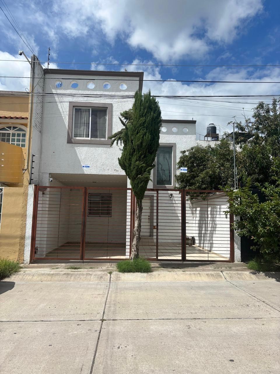 672JCTCRC CASA EN RENTA EN CANTERAS, AL PONIENTE DE LA CIUDAD DE AGUASCALIENTES.