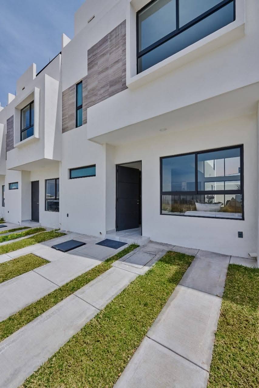 519JCTCVT NUEVO CONCEPTO AL SUR DE LA CIUDAD, CONOCE EL MODELO VERONA AMPLIADA CON AMPLIOS ESPACIOS Y DISFRUTA DE SU COMODIDAD EN RESIDENCIAL TOSCANA.