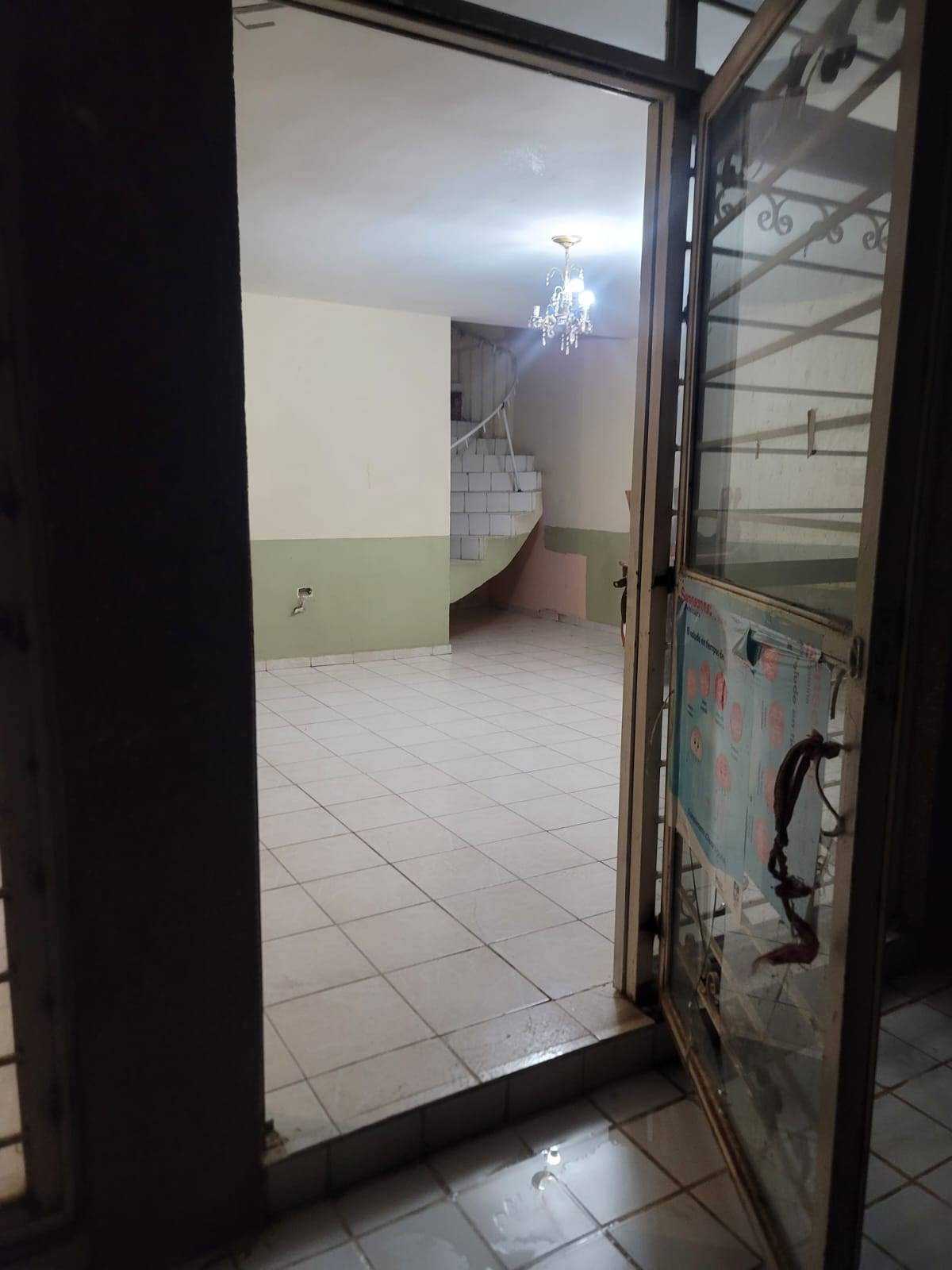 462JCTCVM CASA EN VENTA A PRECIO DE TERRENO EN CALLE MONTE EVEREST EN AGUASCALIENTES.