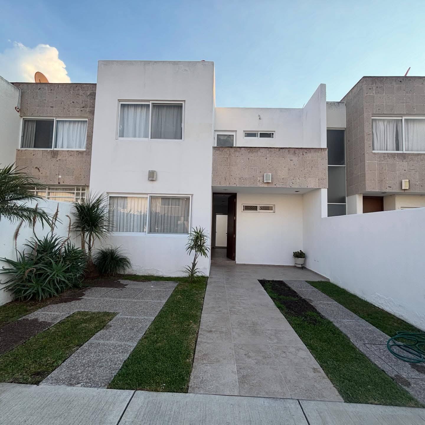 723JCTCRR CASA EN RENTA EN RANCHO SANTA MÓNICA.