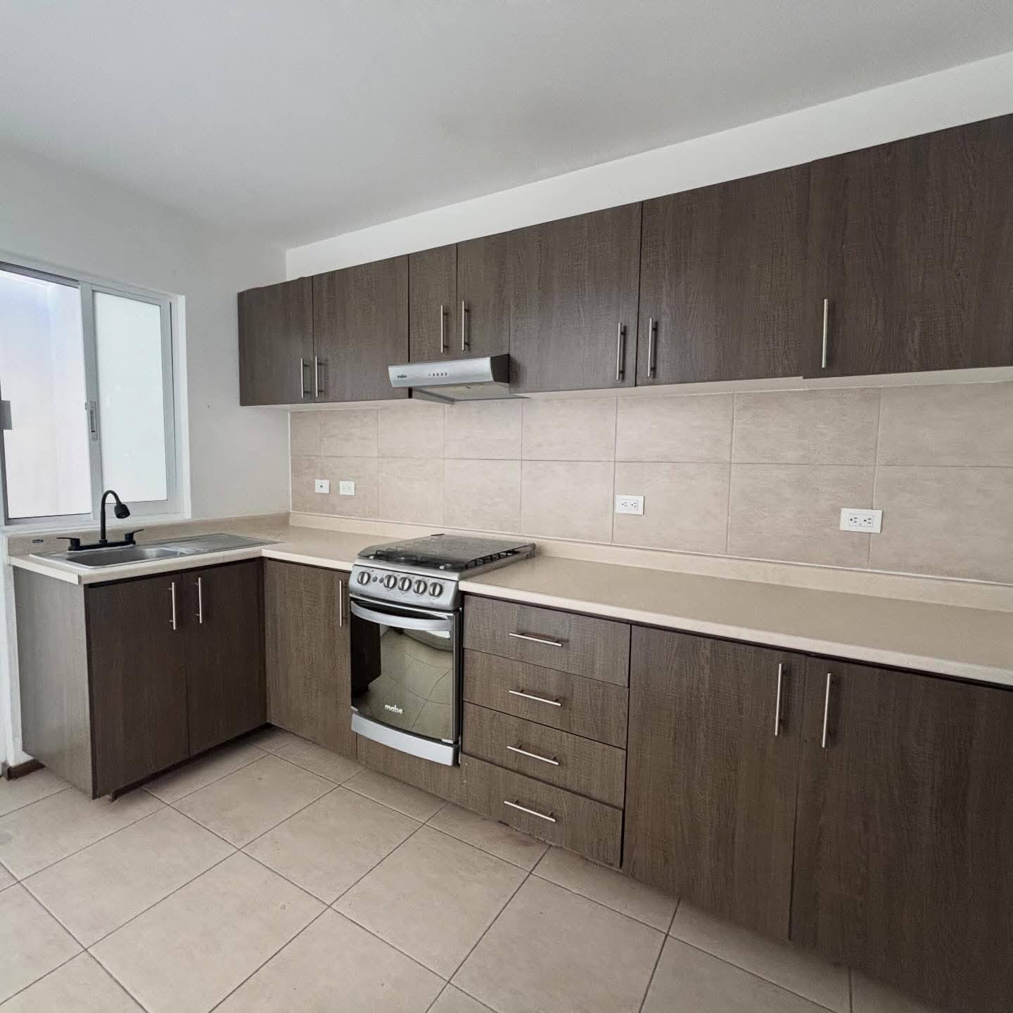 723JCTCRR CASA EN RENTA EN RANCHO SANTA MÓNICA.