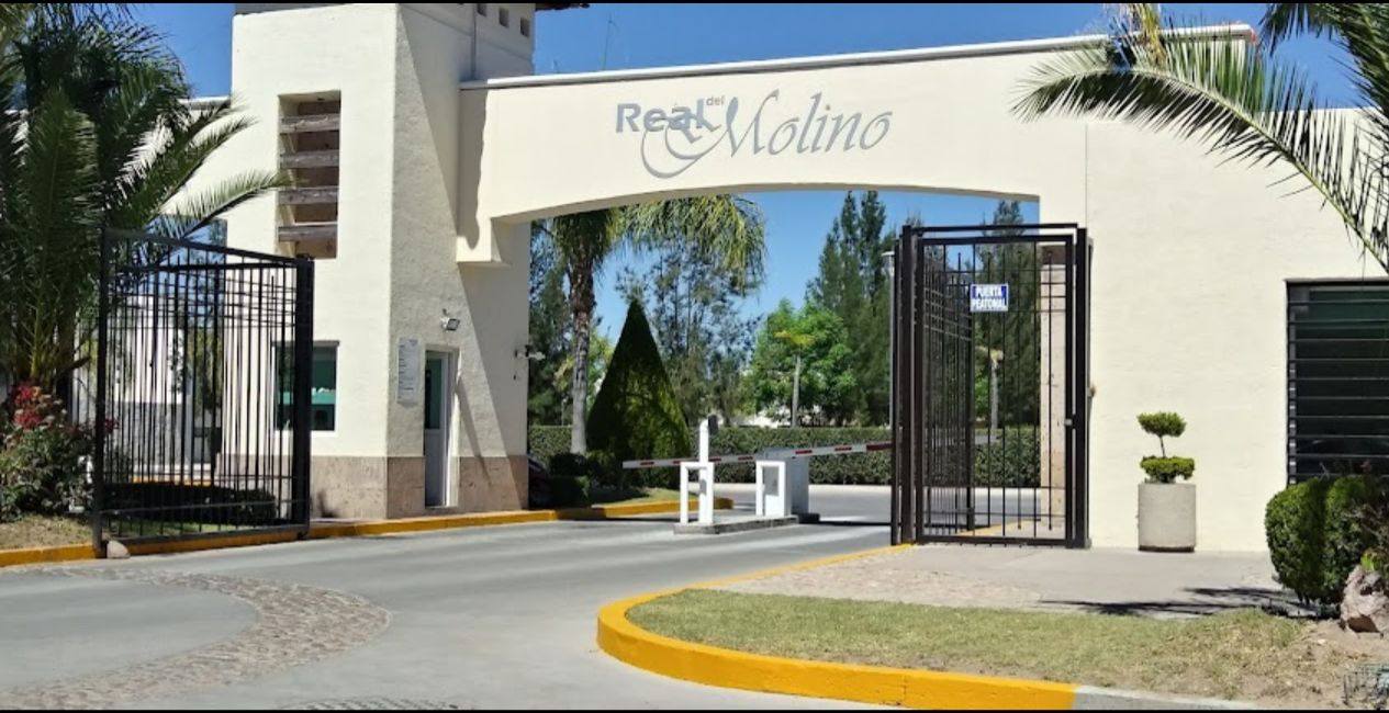 738JCTTVR TERRENO EN VENTA EN REAL DEL MOLINO, AGUASCALIENTES.