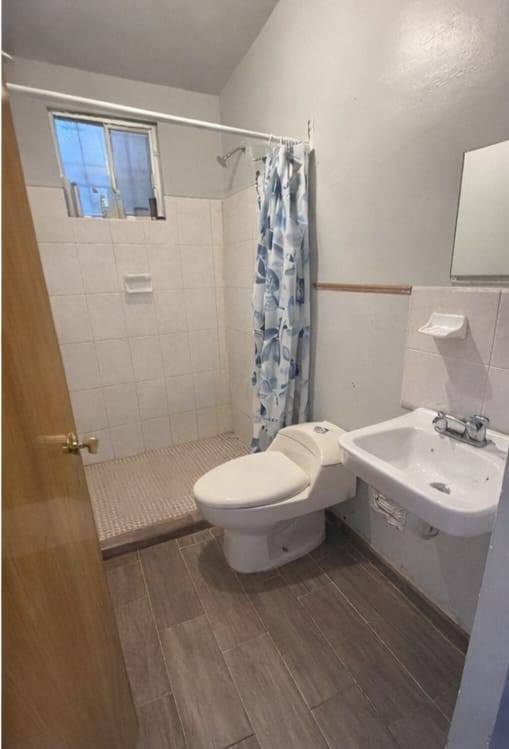 725JCTCVP CASA EN VENTA EN PASEOS DE AGUASCALIENTES.