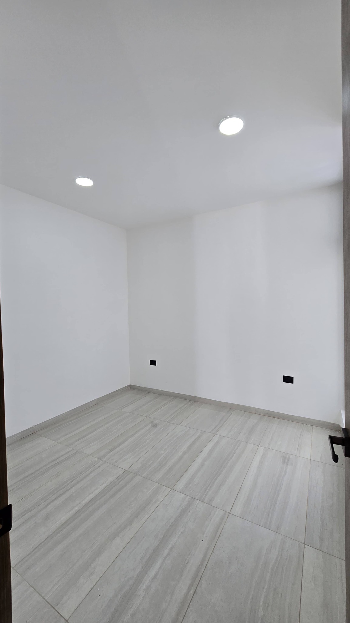 732JCTCVC VIVE CON ESTILO Y COMODIDAD EN CEIBA RESIDENCIAL CON ESTA CASA EN VENTA AL PONIENTE DE AGUASCALIENTES.