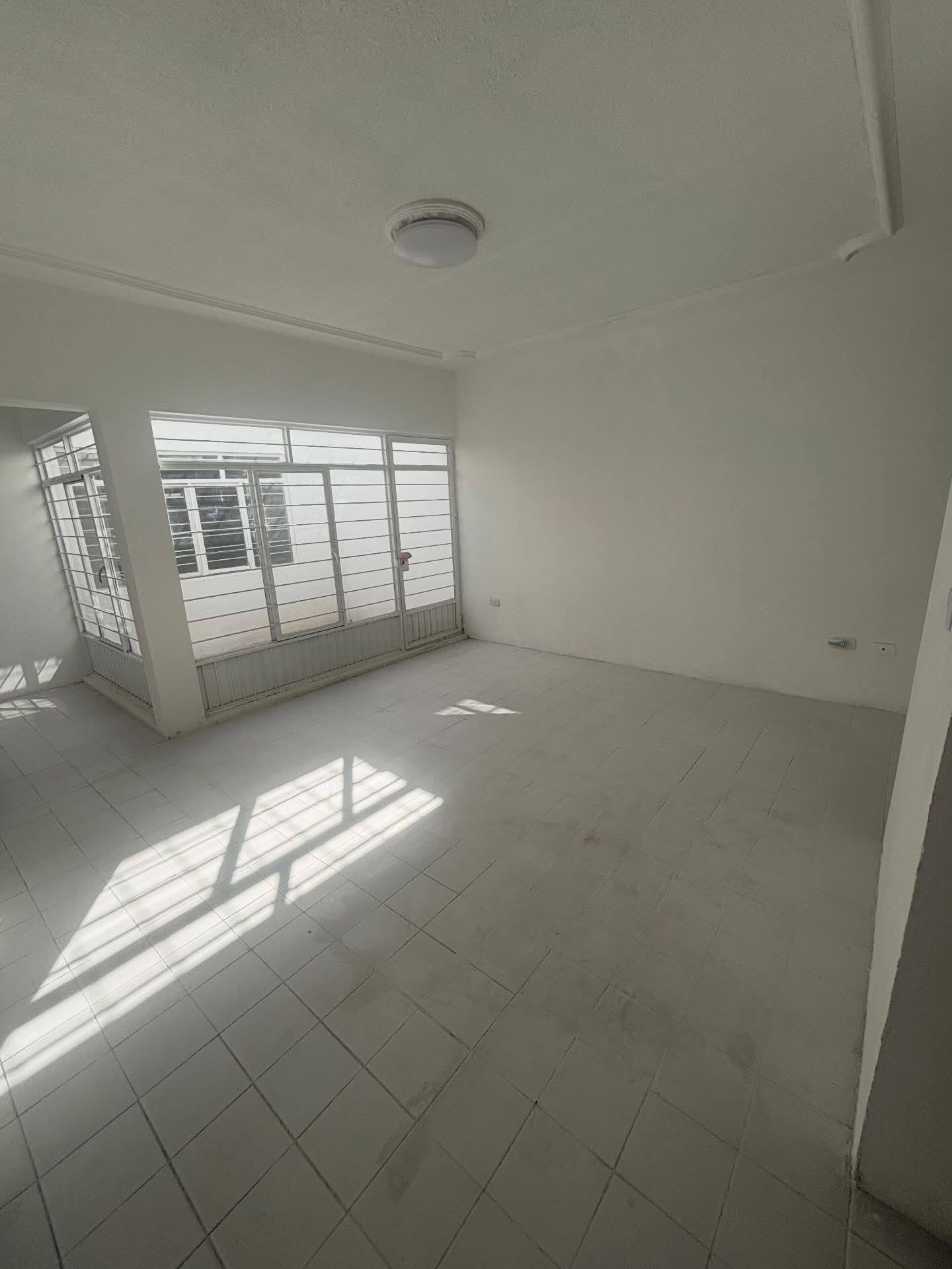 742JCTCVD HERMOSA CASA EN VENTA DE UNA PLANTA EN EL DORADO, AGUASCALIENTES.