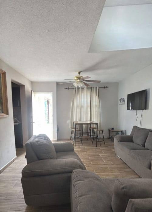 725JCTCVP CASA EN VENTA EN PASEOS DE AGUASCALIENTES.