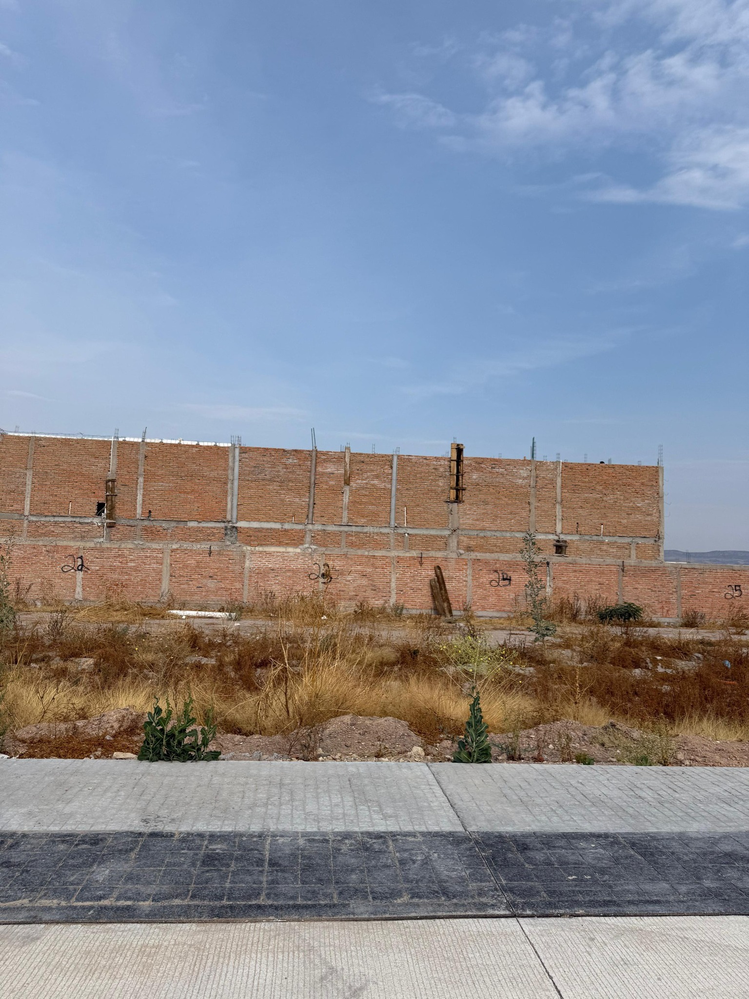 727 TERRENOS EN VENTA EN CERRADA ESTANZA, AL NORTE DE AGUASCALIENTES.