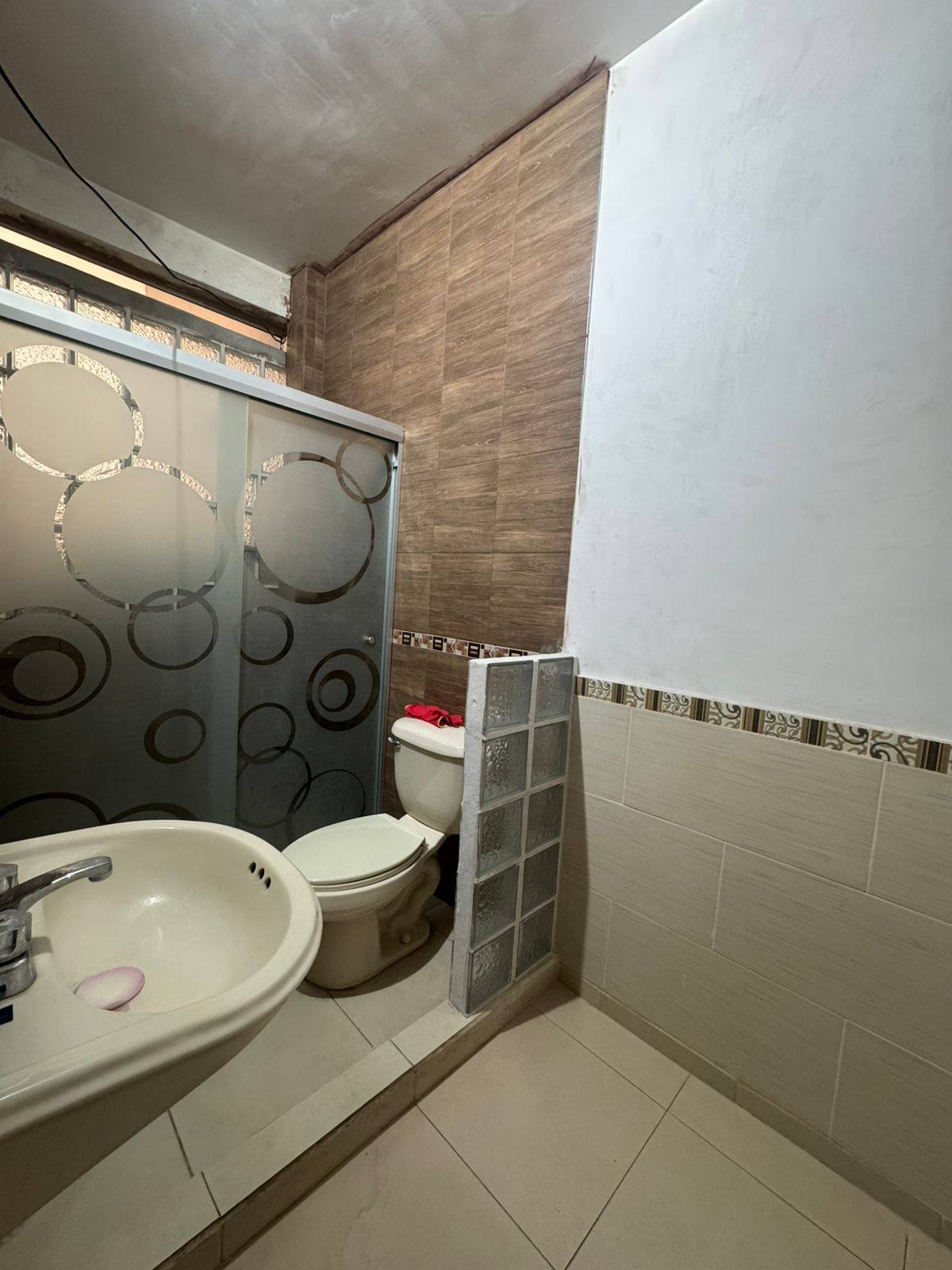 726 CASA EN VENTA EN EL OJOCALIENTE, AGUASCALIENTES.