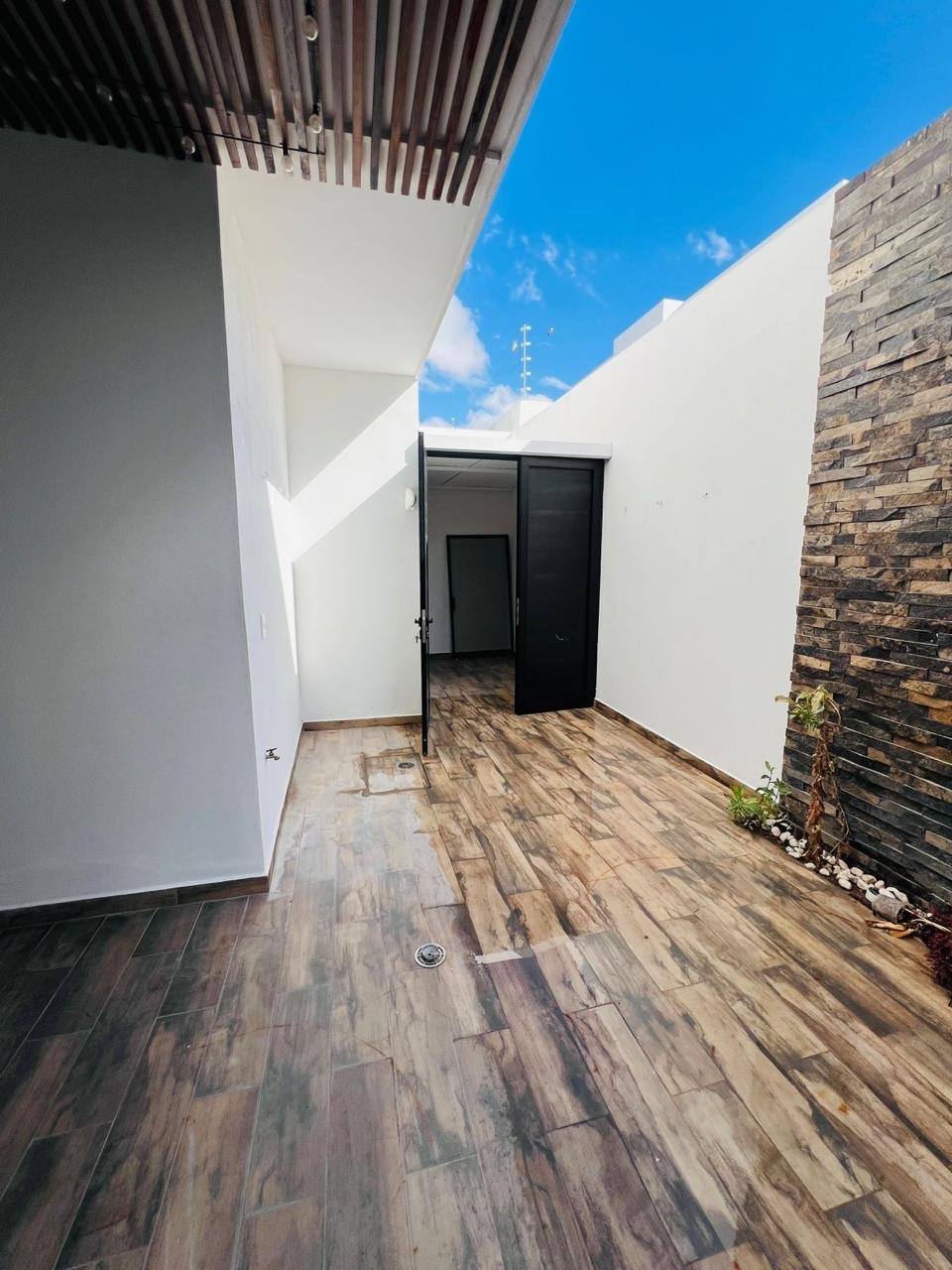 737JCTCVT HERMOSA CASA EN VENTA EN TERRANZA RESIDENCIAL, AGUASCALIENTES.