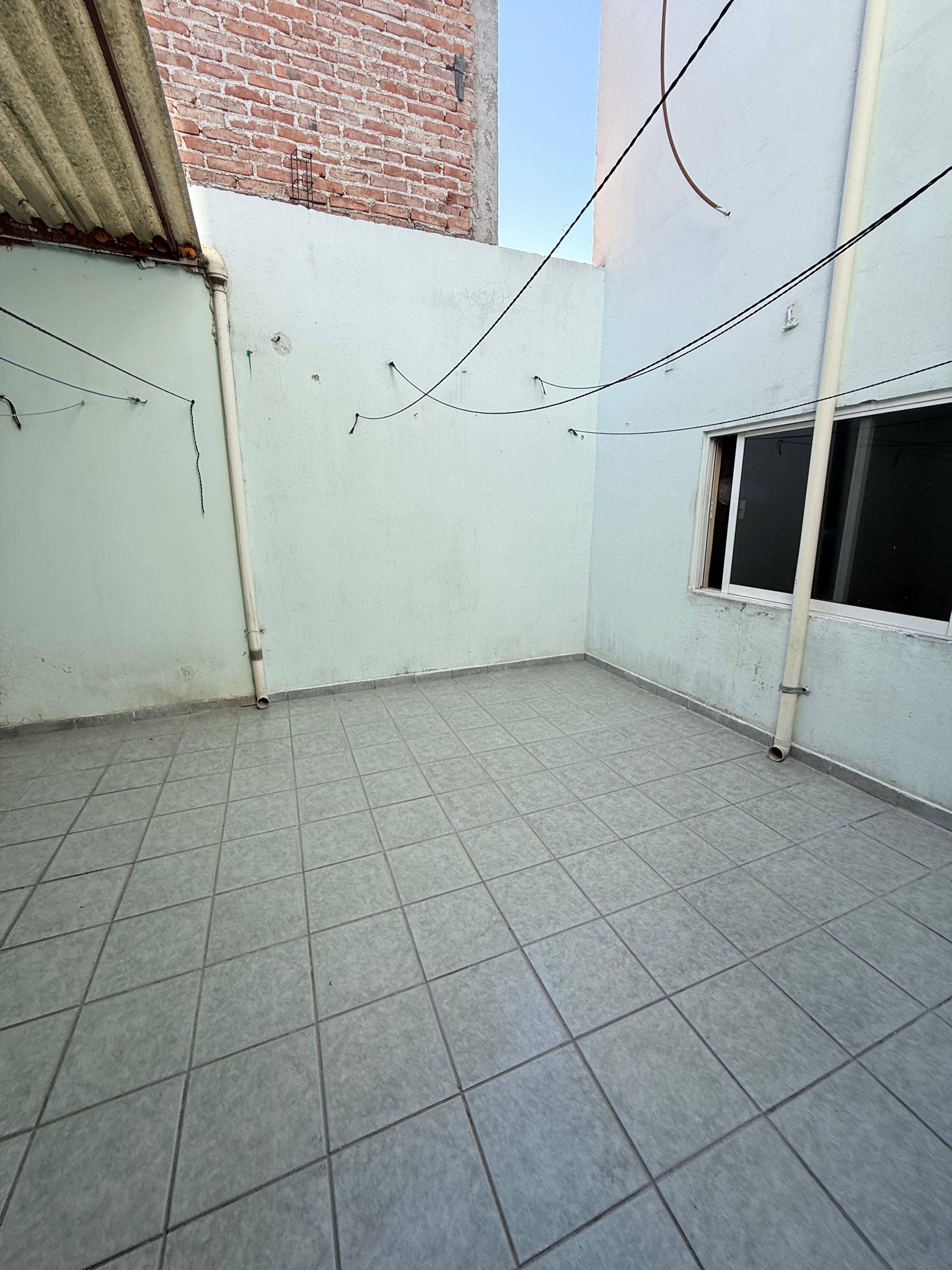 753JCTCVS CASA EN VENTA DE UNA PLANTA EN SANTA ANITA, AGUASCALIENTES.
