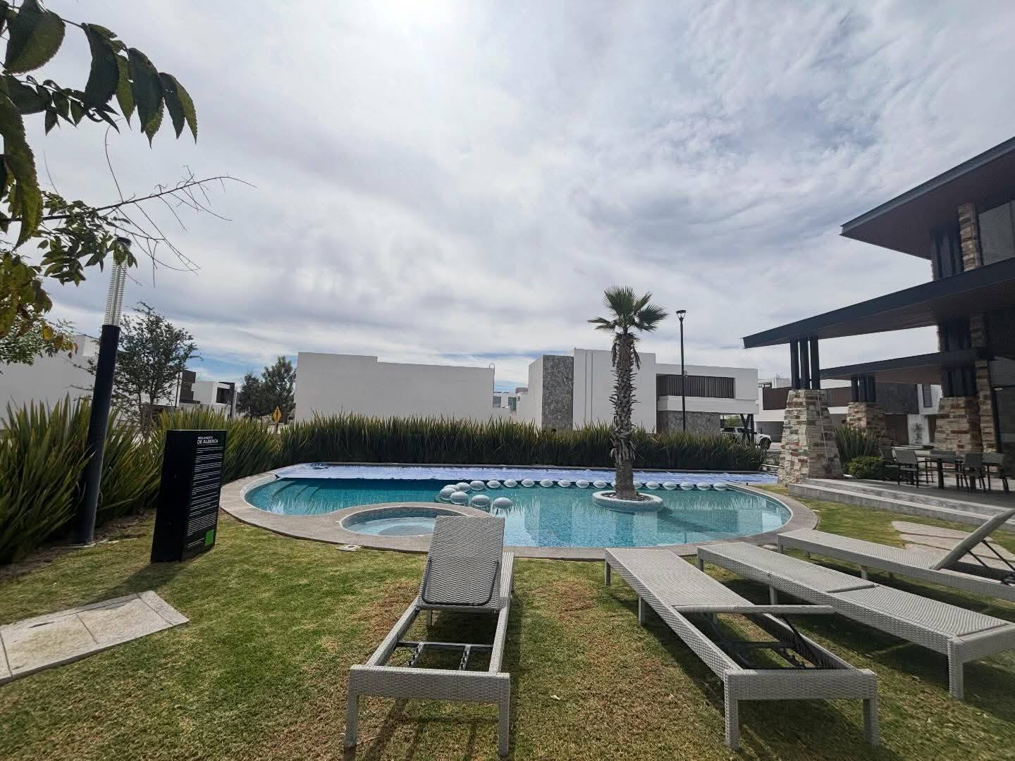 745JCTTVL TERRENOS EN VENTA EN PASEOS DE LORETTA RESIDENCIAL, AGUASCALIENTES.