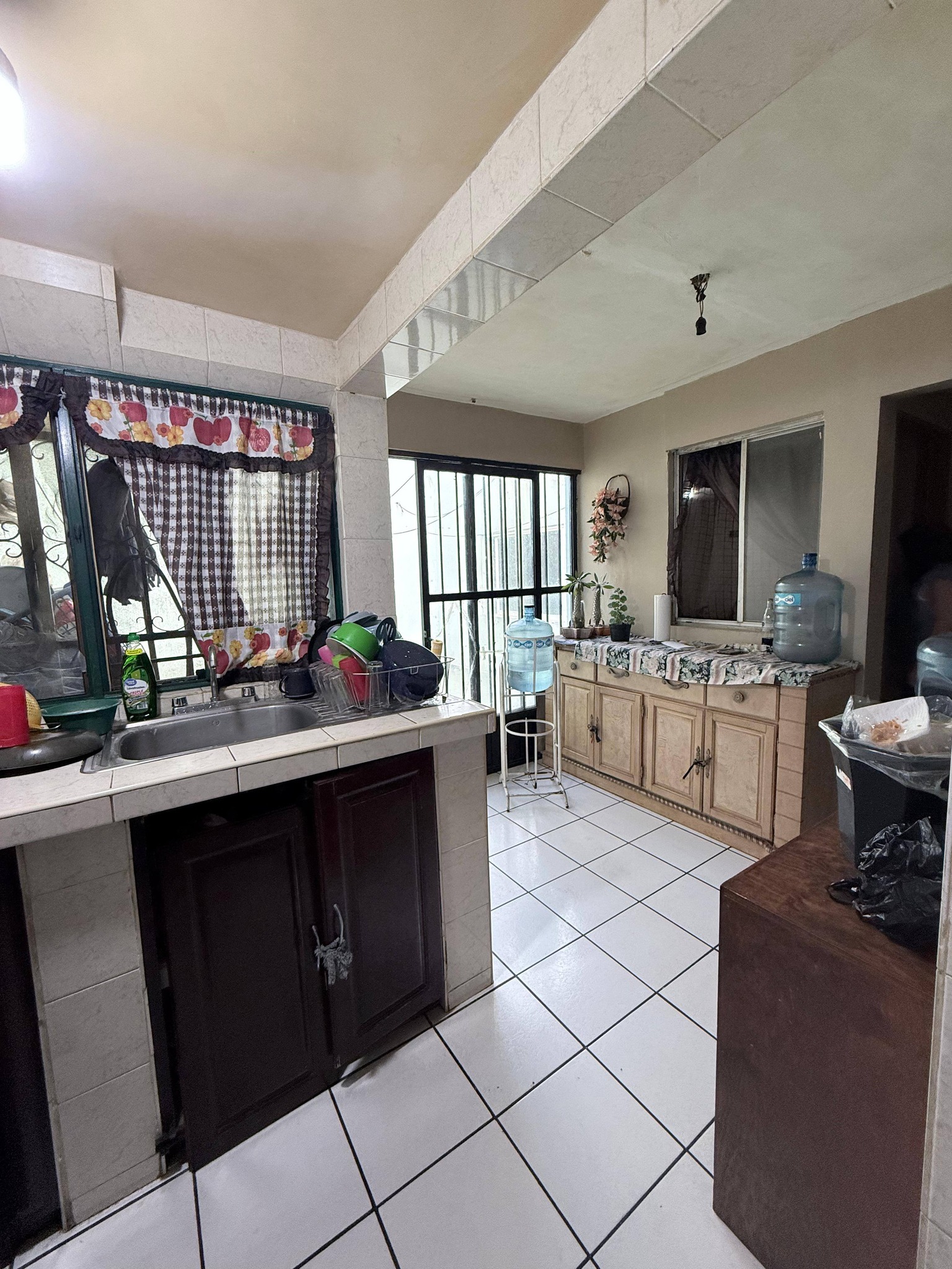 753JCTCVS CASA EN VENTA DE UNA PLANTA EN SANTA ANITA, AGUASCALIENTES.