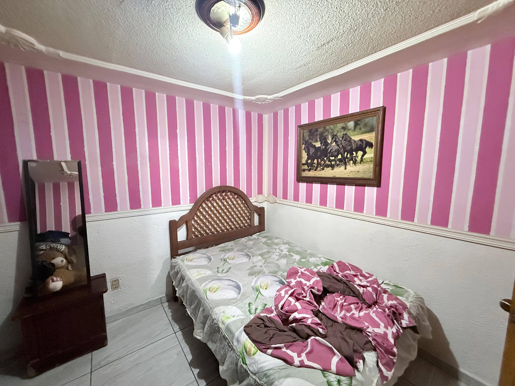 753JCTCVS CASA EN VENTA DE UNA PLANTA EN SANTA ANITA, AGUASCALIENTES.