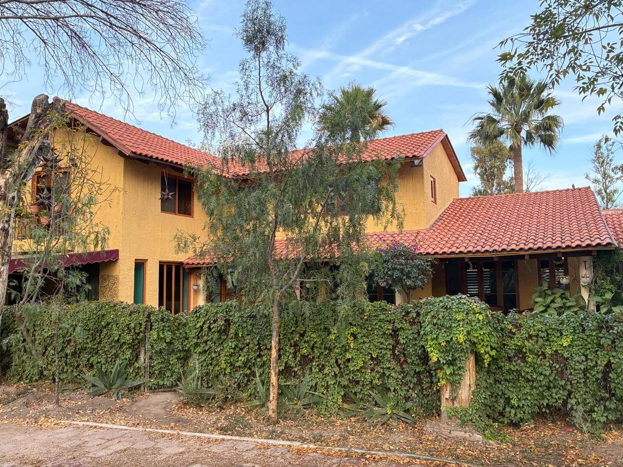 765JCTCRP CASA EN RENTA SEMI AMUEBLADA EN PULGAS PANDAS SUR.