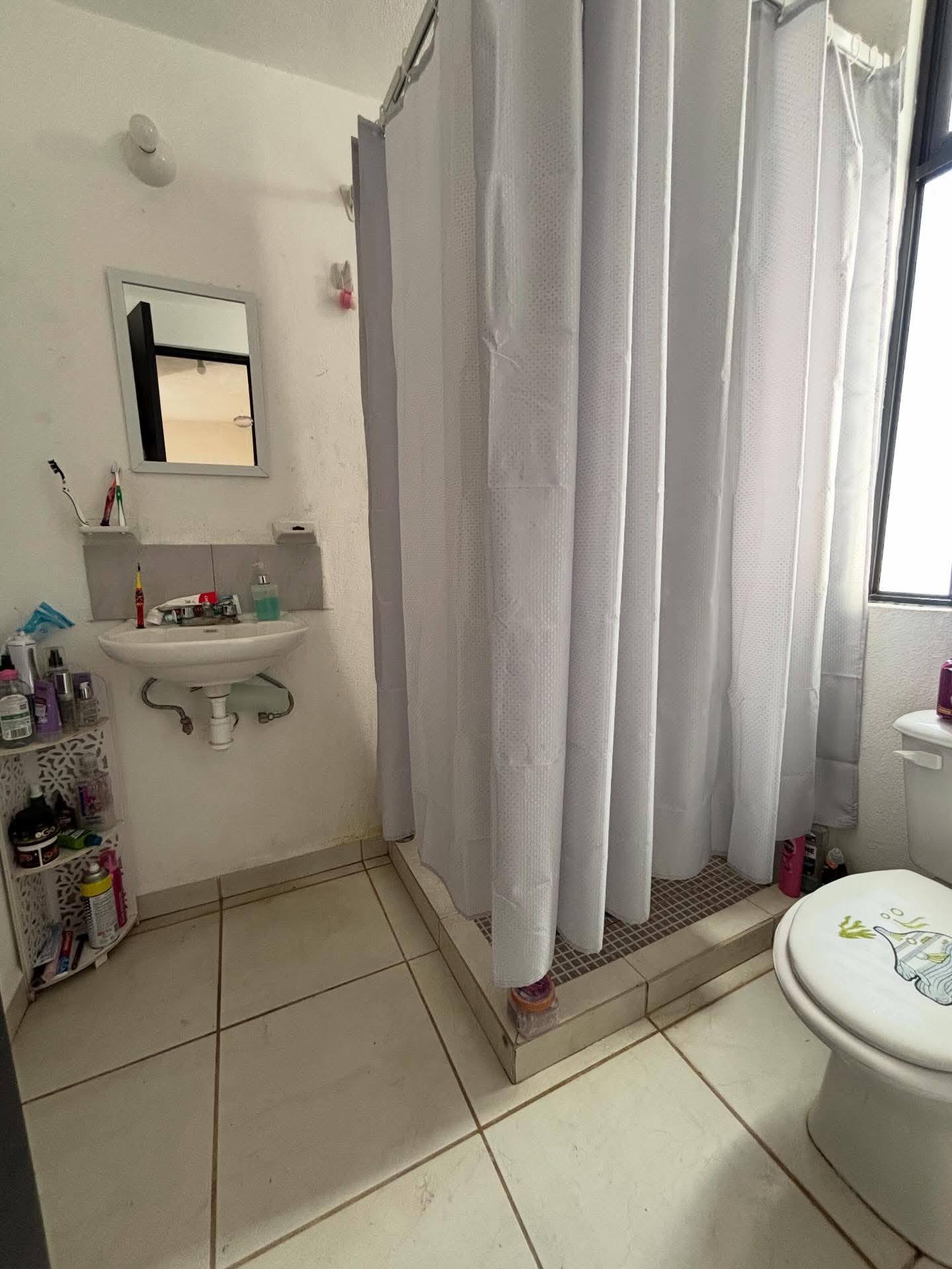 755JCTCVS CASA EN VENTA EN SAN GERARDO RESIDENCIAL, AL SUR DE AGUASCALIENTES.