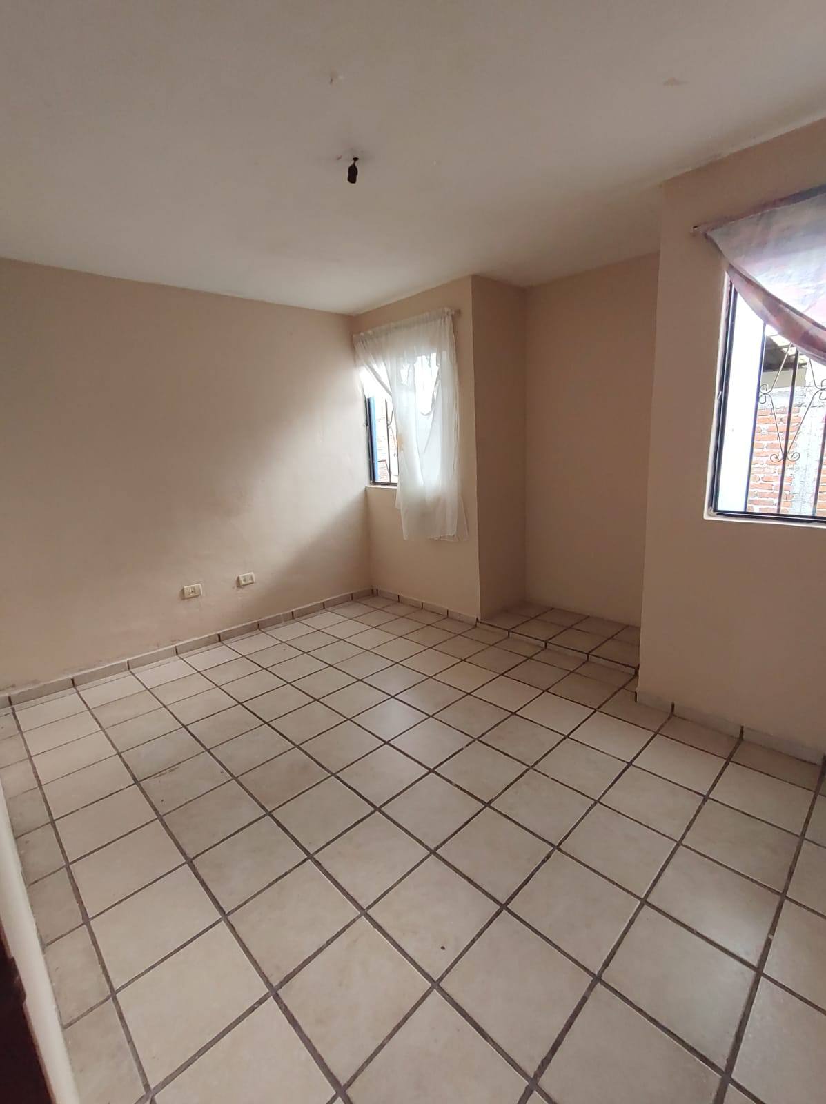 764JCTCRS CASA EN RENTA EN LA SOBERANA, AL NORTE DE AGUASCALIENTES.