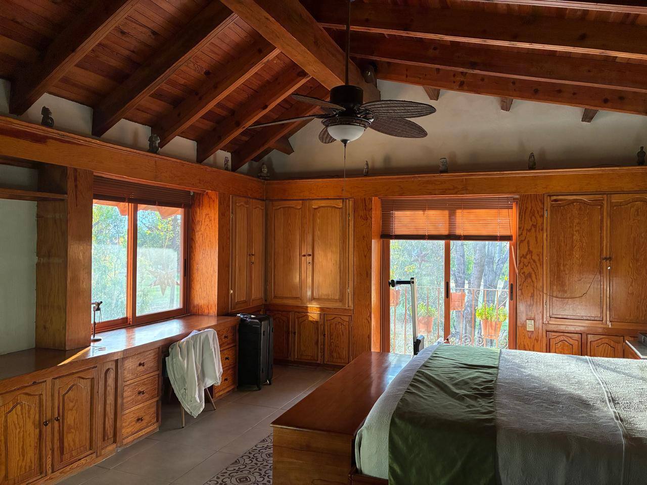 765JCTCRP CASA EN RENTA SEMI AMUEBLADA EN PULGAS PANDAS SUR.