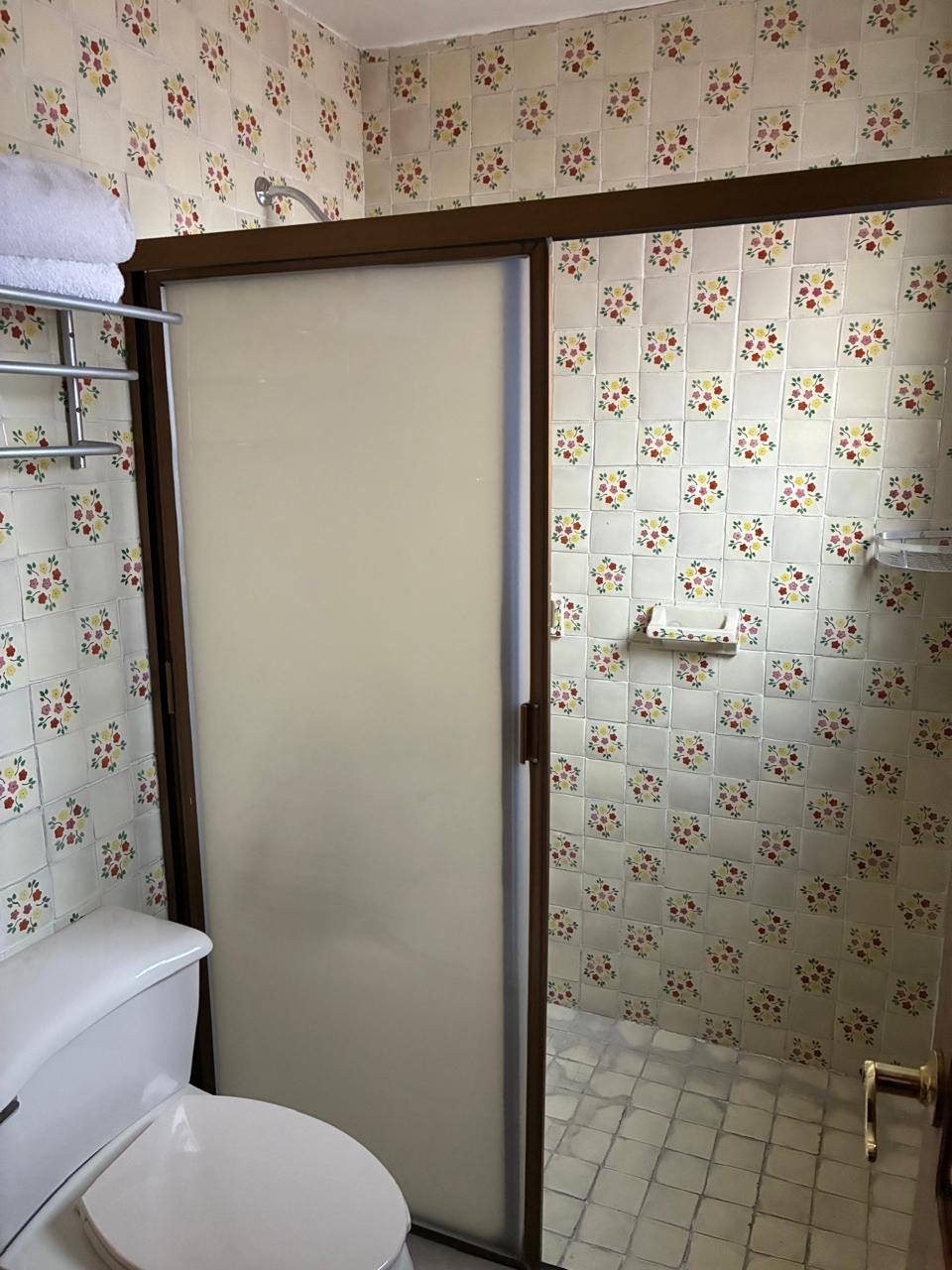 765JCTCRP CASA EN RENTA SEMI AMUEBLADA EN PULGAS PANDAS SUR.