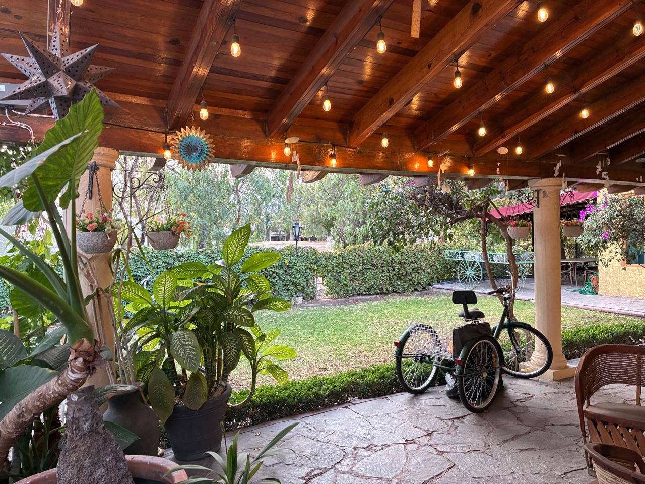 765JCTCRP CASA EN RENTA SEMI AMUEBLADA EN PULGAS PANDAS SUR.