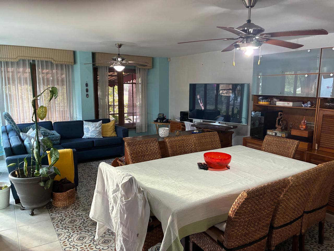 765JCTCRP CASA EN RENTA SEMI AMUEBLADA EN PULGAS PANDAS SUR.