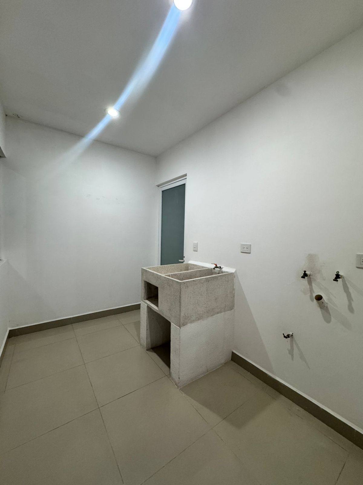 762JCTCRP CASA EN RENTA EN LAS PLAZAS RESIDENCIAL, AGUASCALIENTES.