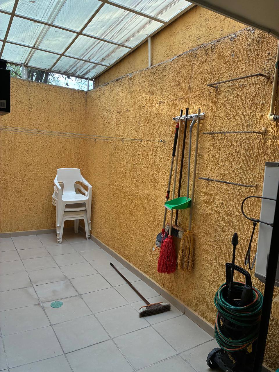 765JCTCRP CASA EN RENTA SEMI AMUEBLADA EN PULGAS PANDAS SUR.