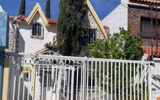 769 Casa en venta en Casa blanca, Aguascalientes.