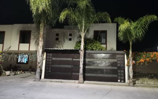776 Casa en venta en Misión de Santa Lucia, Aguascalientes.