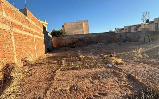 579 Terreno en venta al Poniente de la ciudad