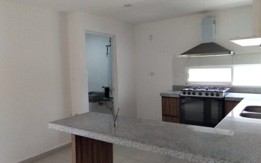 781 Casa en renta en Condominio Vivanta, Aguascalientes.