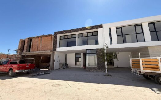 Casa en venta en Residencial Fortezza