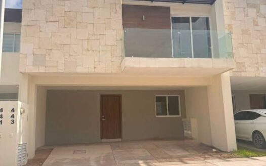 CASA EN FRACC. VIVANTA RESIDENCIAL