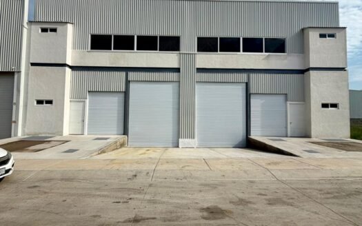 BODEGA EN RENTA EN COBALTO NORTE