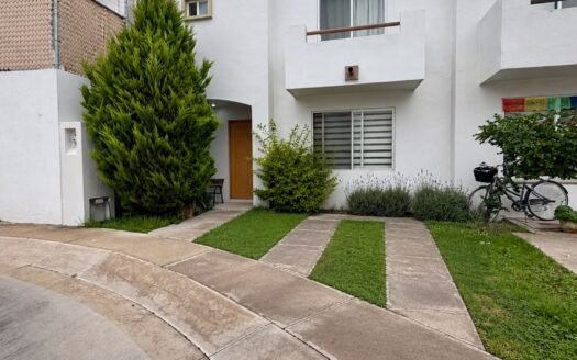 CASA EN VENTA EN LA ENRAMADA RESIDENCIAL
